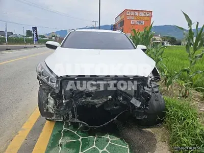 2017, Kia / Sorento, VIN: KNAPH81ABHA326241, 77081 км., diesel