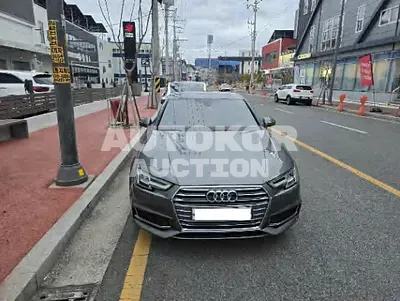 2019, Audi / A4, 94456 км., gas