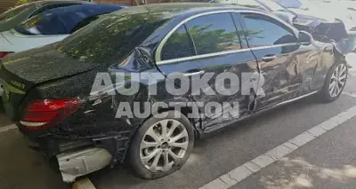 2019, Mercedes-Benz / E 220, VIN: WDDZF0EB3KA682584, diesel