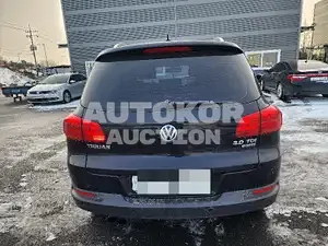 2015, Volkswagen / Tiguan, VIN: WVGZZZ5NZFW601555, 207478 км., diesel