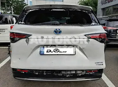 2022, Toyota / Sienna, VIN: 5TDGRKEC1NS091898, 4526 км., hybrid
