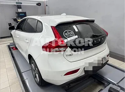 2017, Volvo / V40, 109144 км., diesel