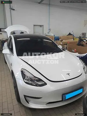2020, Tesla / Model 3, VIN: 5YJ3E1EB8LF756065, 22313 км., electric, 1 куб.см.