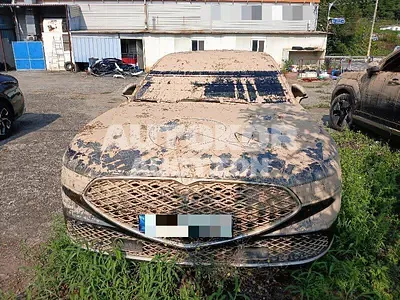 2022, Genesis / G90, 78260 км., gas
