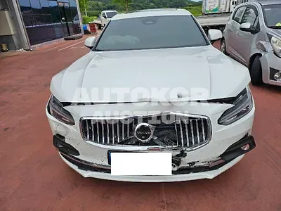 2023, Volvo / S90, VIN: LVYPTL121PP334166, 430 км., gas