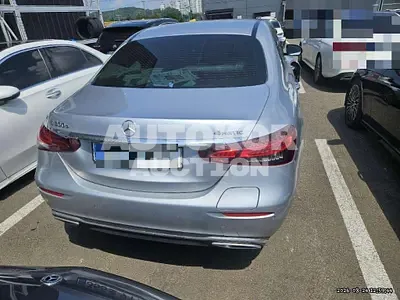 2021, Mercedes-Benz / e300, 126759 км., hybrid