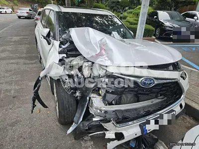 2023, Toyota / Highlander, 35094 км., hybrid