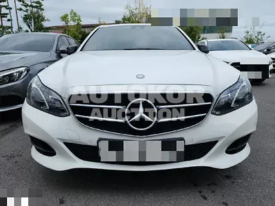 2015, Mercedes-Benz / E 220, unknown