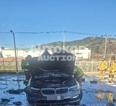 2019, BMW / 520, 200000 км., gas