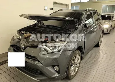 2018, Toyota / RAV4, VIN: JTMYFREV3JD114952, 148283 км., gas