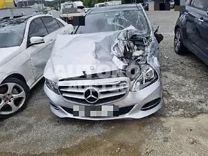 2015, Mercedes-Benz / E 250, VIN: WDDHF9HB8FB105996, 130000 км., diesel, 2143 куб.см.