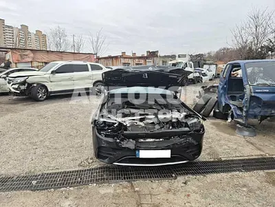 2022, Mercedes-Benz / e350, VIN: W1KZF8GB9NB009731, 120110 км., hybrid