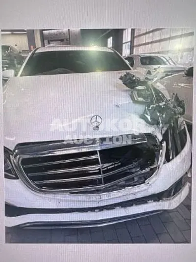 2019, Mercedes-Benz / e300, VIN: WDDZF4KBXKA528210, 153910 км., gas