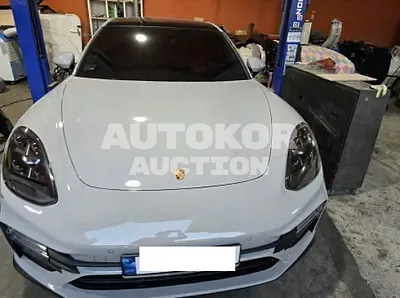 2023, Porsche / Panamera, 19434 км., gas