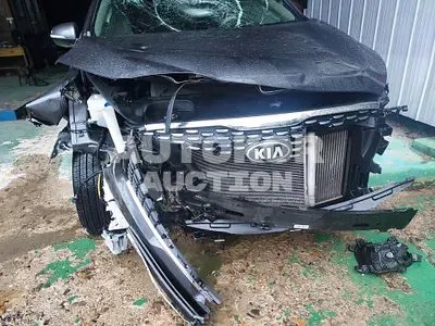 2017, Kia / Sorento, VIN: KNAPS81BBJA406375, 82095 км., diesel