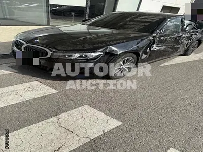 2023, BMW / 320, 18475 км., gas