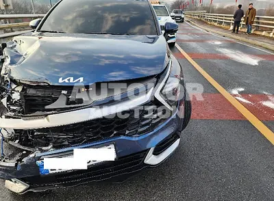 2023, Kia / Sportage, VIN: KNAPX81GBPK036395, 10000 км., hybrid