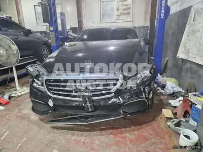 2020, Mercedes-Benz / e300, 90889 км., gas