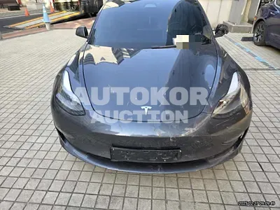 2022, Tesla / Model 3, 34400 км., electric