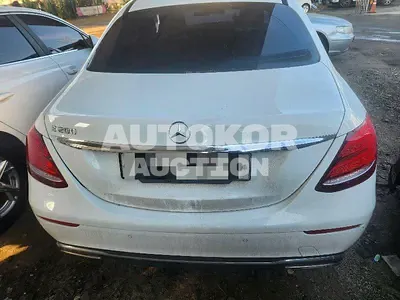 2016, Mercedes-Benz / e200, 97159 км., gas