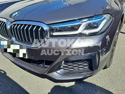 2021, BMW / 530, unknown