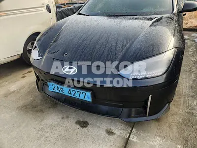 2023, Hyundai / Ioniq, VIN: KMHM241AFPA002125, 27569 км., electric