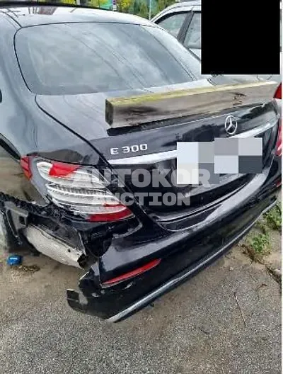 2017, Mercedes-Benz / E 300, 143599 км., gas, 1991 куб.см.