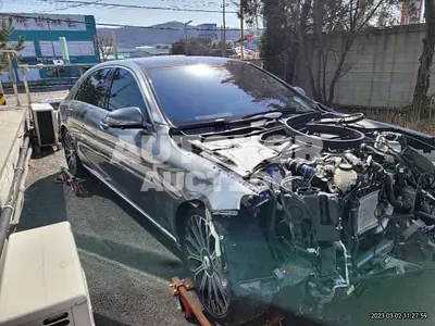 2020, Mercedes-Benz / S 560, VIN: W1KUG7DB6LA532357, 37355 км., gas