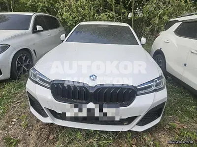 2022, BMW / 530e, 56983 км., hybrid