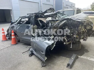2022, Audi / Q8, VIN: WAUZZZF12ND013055, 45512 км., gas, 2995 куб.см.