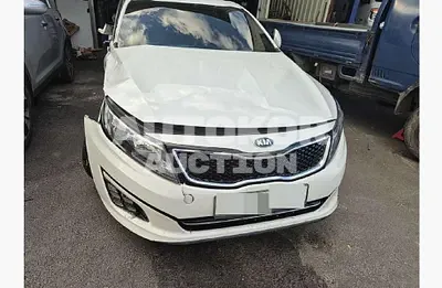 2015, BMW / B5, 82009 км., gas, 1999 куб.см.