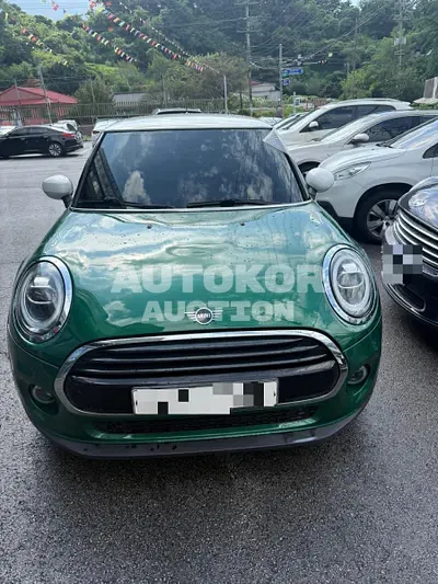 2019, MINI / Cooper, 97083 км., gas