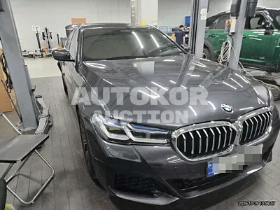 2023, BMW / 530i, 75551 км., gas