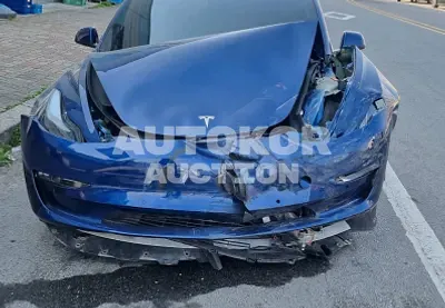 2021, Tesla / Model 3, VIN: 5YJ3E1EB8MF081304, electric