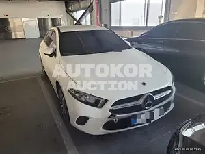 2022, Mercedes-Benz / A 200, 14037 км., diesel