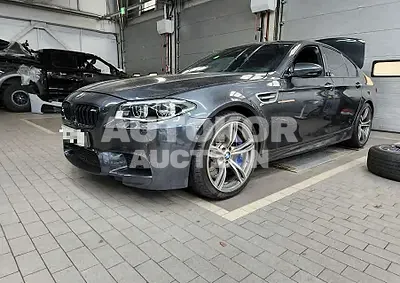 2016, BMW / M5, VIN: WBSFV9109GGD77227, 54457 км., gas