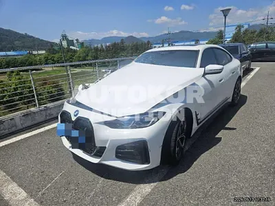 2024, BMW / i4, 42214 км., electric