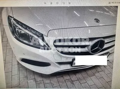 2018, Mercedes-Benz / c350e, 110535 км., hybrid