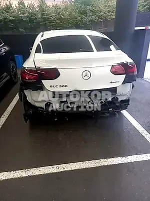 2020, Mercedes-Benz / GLC 300, 94427 км., gas