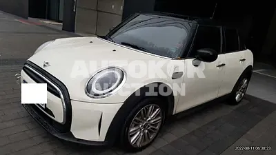 2022, MINI / Cooper, VIN: WMW41DK0XN2S03005, 2200 км., gas