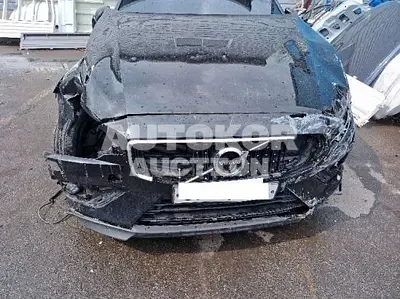 2019, Volvo / v60 cross country, VIN: YV1ZZ102CK1004469, 78394 км., gas