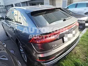 2020, Audi / Q8, 62759 км., diesel, 2967 куб.см.