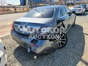 2019, Mercedes-Benz / E 300, VIN: WDDZF5DBXKA670477, 49467 км., hybrid