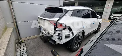2022, Kia / Sportage, VIN: KNAPX81GBNK007922, 4934 км., hybrid