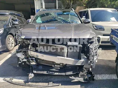 2022, Hyundai / Santa FE, VIN: KMHS381LHNU426362, 5823 км., gas