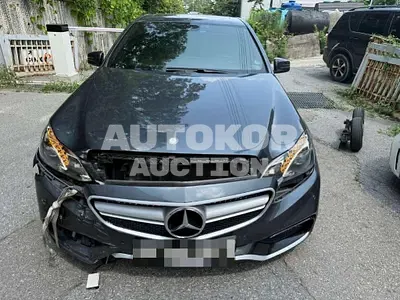 2016, Mercedes-Benz / E 220, 120401 км., diesel