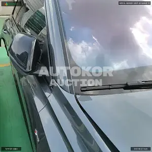 2021, Audi / Q8, VIN: WEUZZZF16MD019827, 44633 км., gas