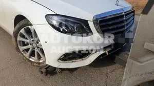 2017, Mercedes-Benz / E 220, 999999 км., diesel, 1950 куб.см.