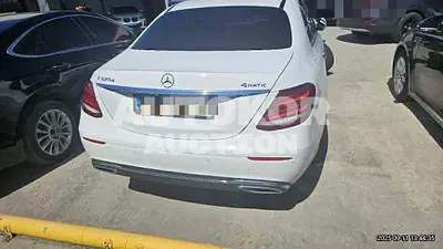 2017, Mercedes-Benz / E 220, 125350 км., diesel