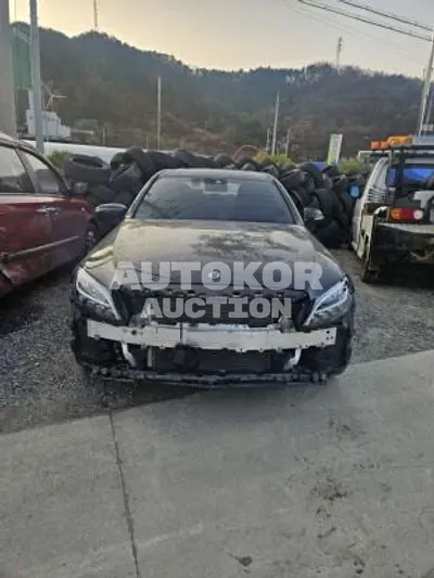 2020, Mercedes-Benz / C 200, VIN: WDDWF8ABXLR563991, 46573 км., gas